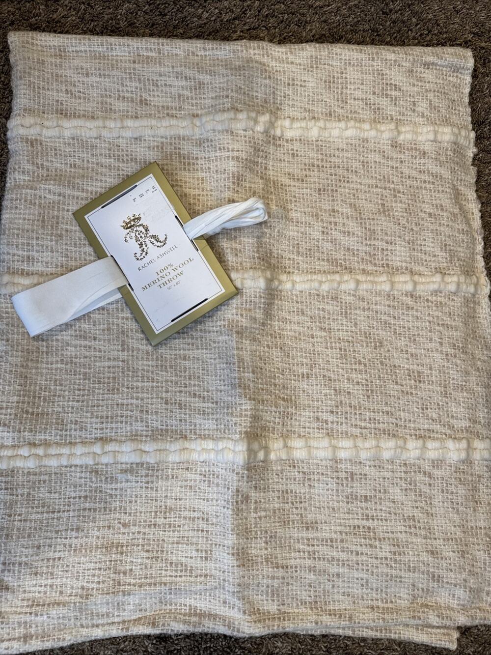 Rachel Ashwell 100% Merino Wool Throw Blanket 50” x 60” Tan Neutral Luxe